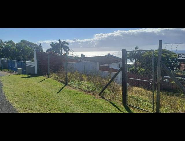 LAND FOR SALE IN UMTENTWENI